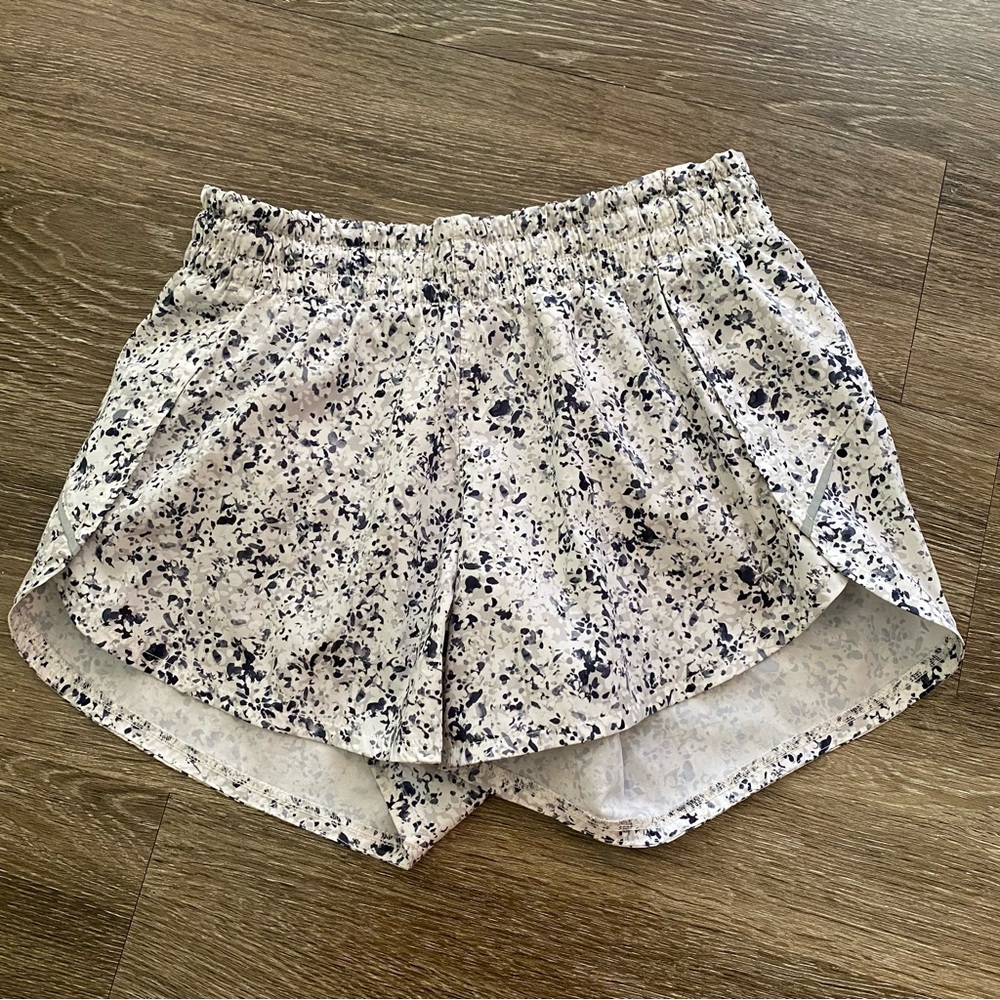 Athleta mesh racer run shorts